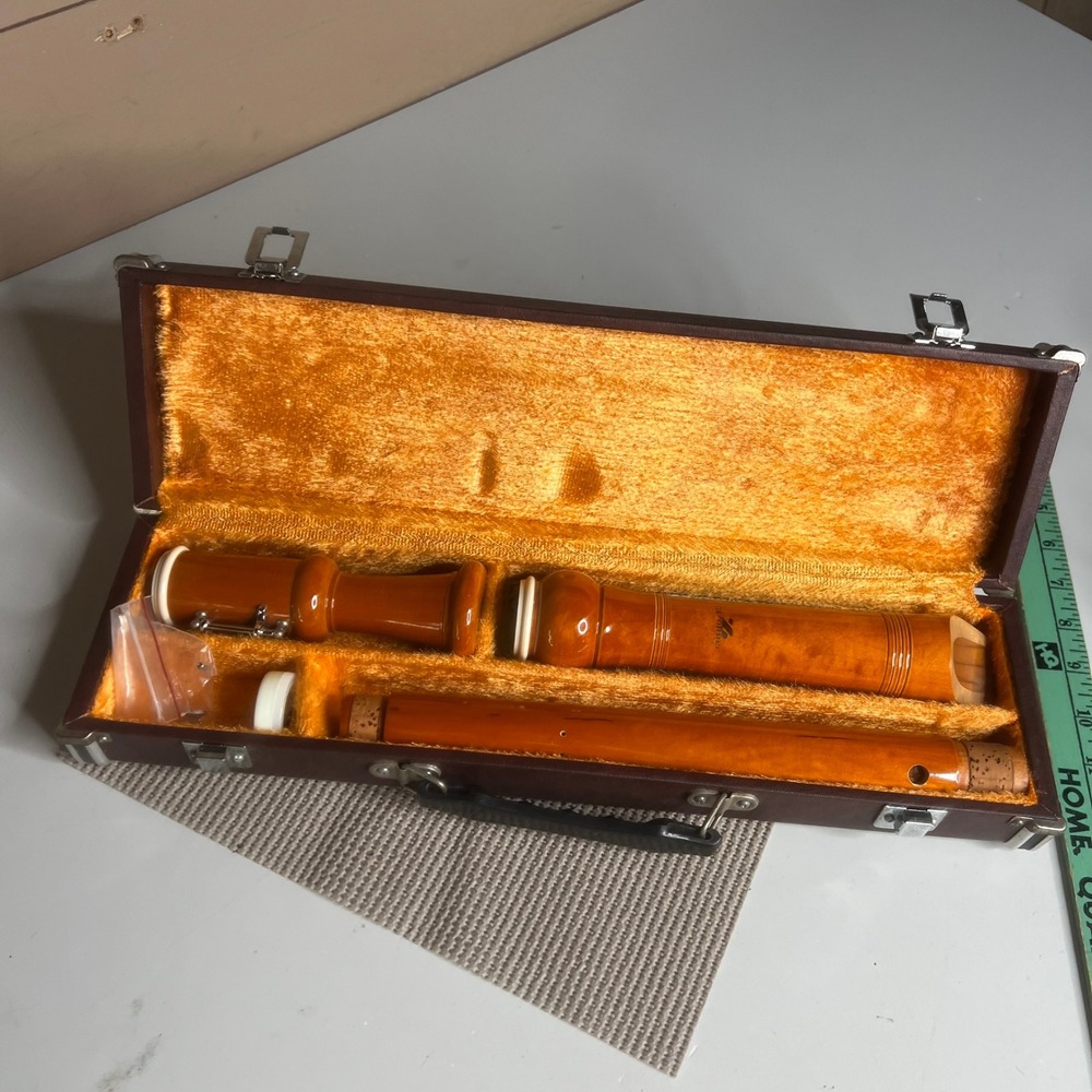 Zen-On Tenor Recorder Japan Wood Grain Finish with Hard Case and Accessories